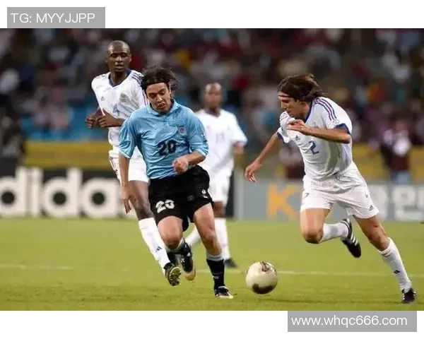 左右足坛左脚球星的辉煌时刻与经典技艺解析